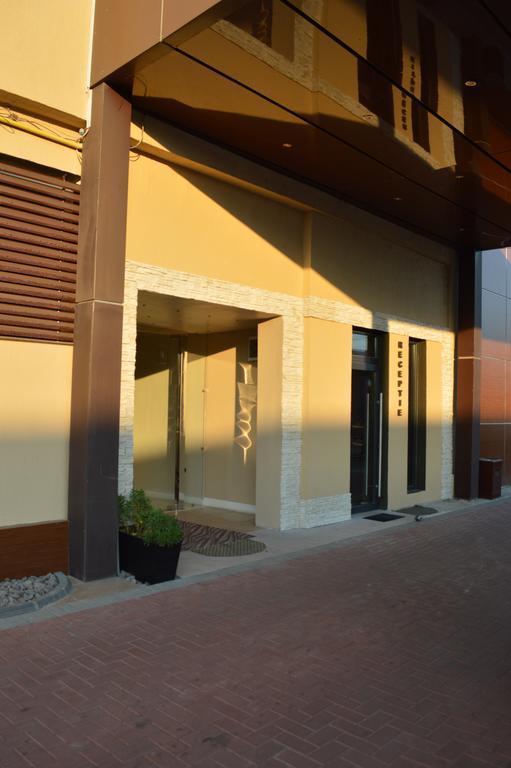 Hotel Nova Buzău Exteriör bild